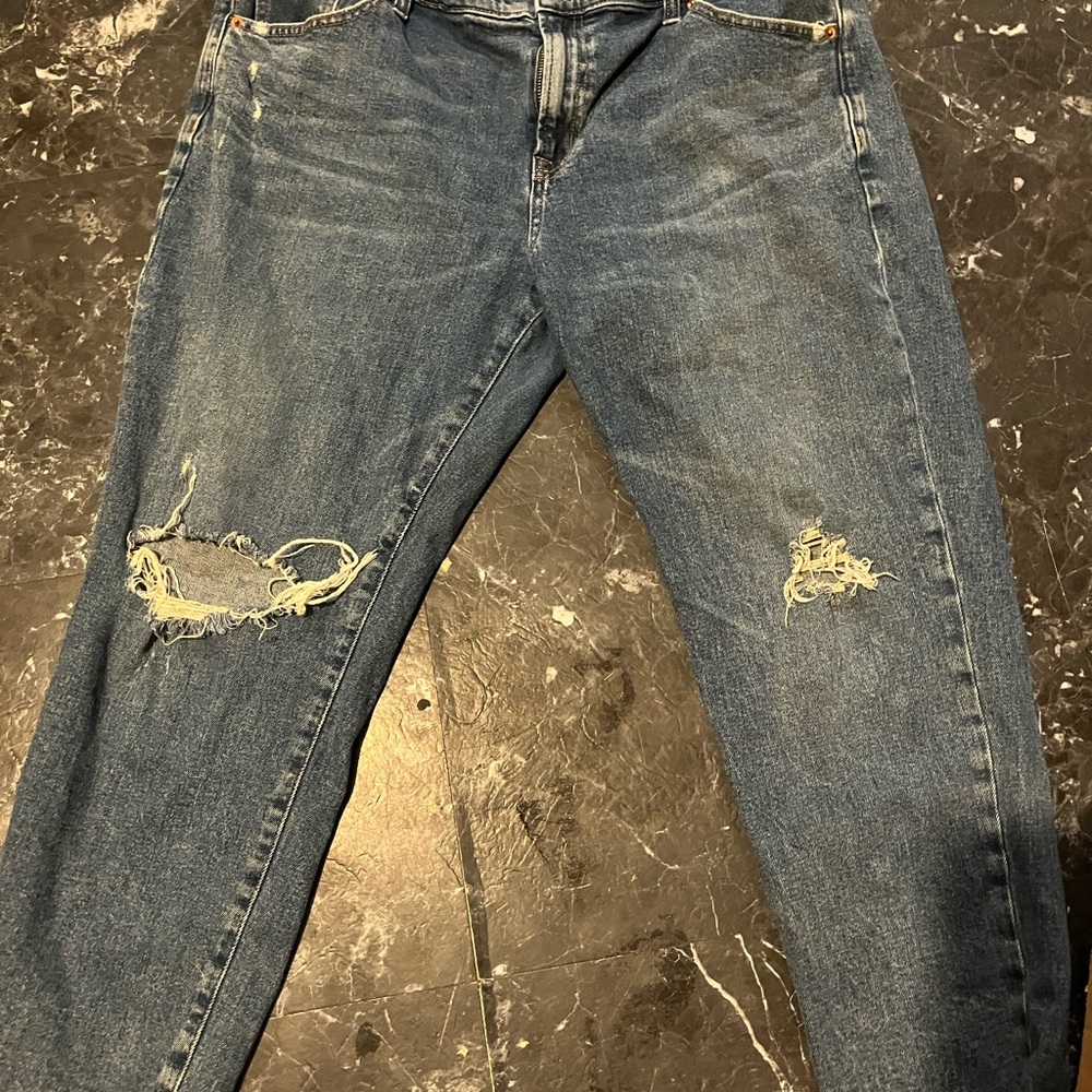 GAP Women’s  Relaxed Distressed Denim Jeans
